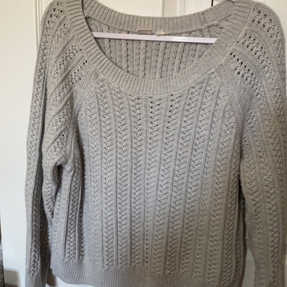 GAP - Picture 4 of 4